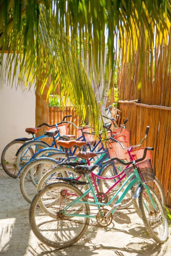 Holbox Deluxe Apartments Екстер'єр фото