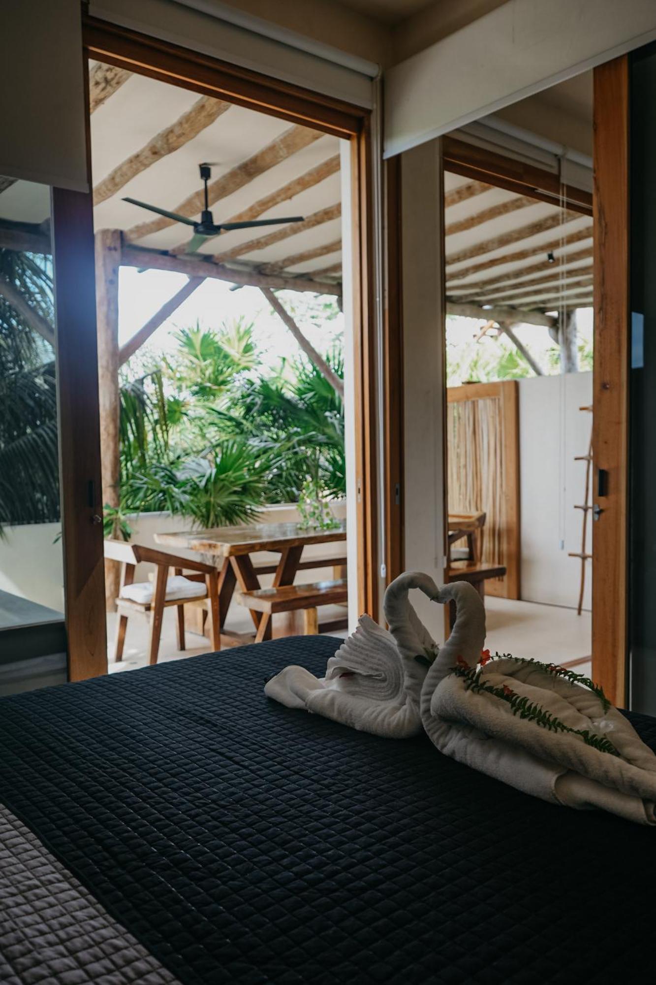 Holbox Deluxe Apartments Екстер'єр фото
